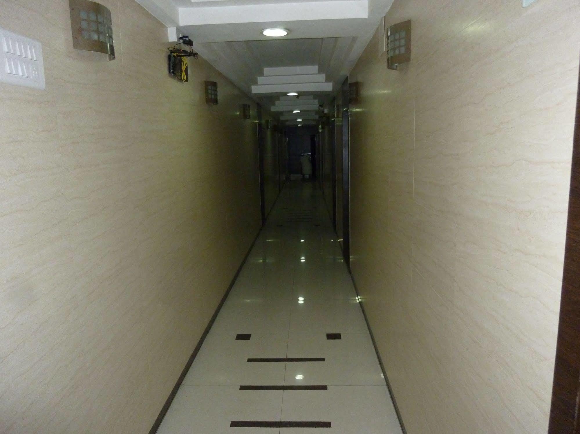 Hotel Regal Palace Bombaj Exteriér fotografie
